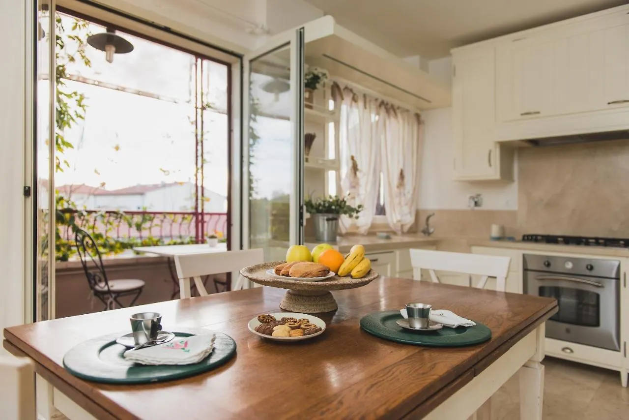 Corso Emanuele Apartments San Vincenzo