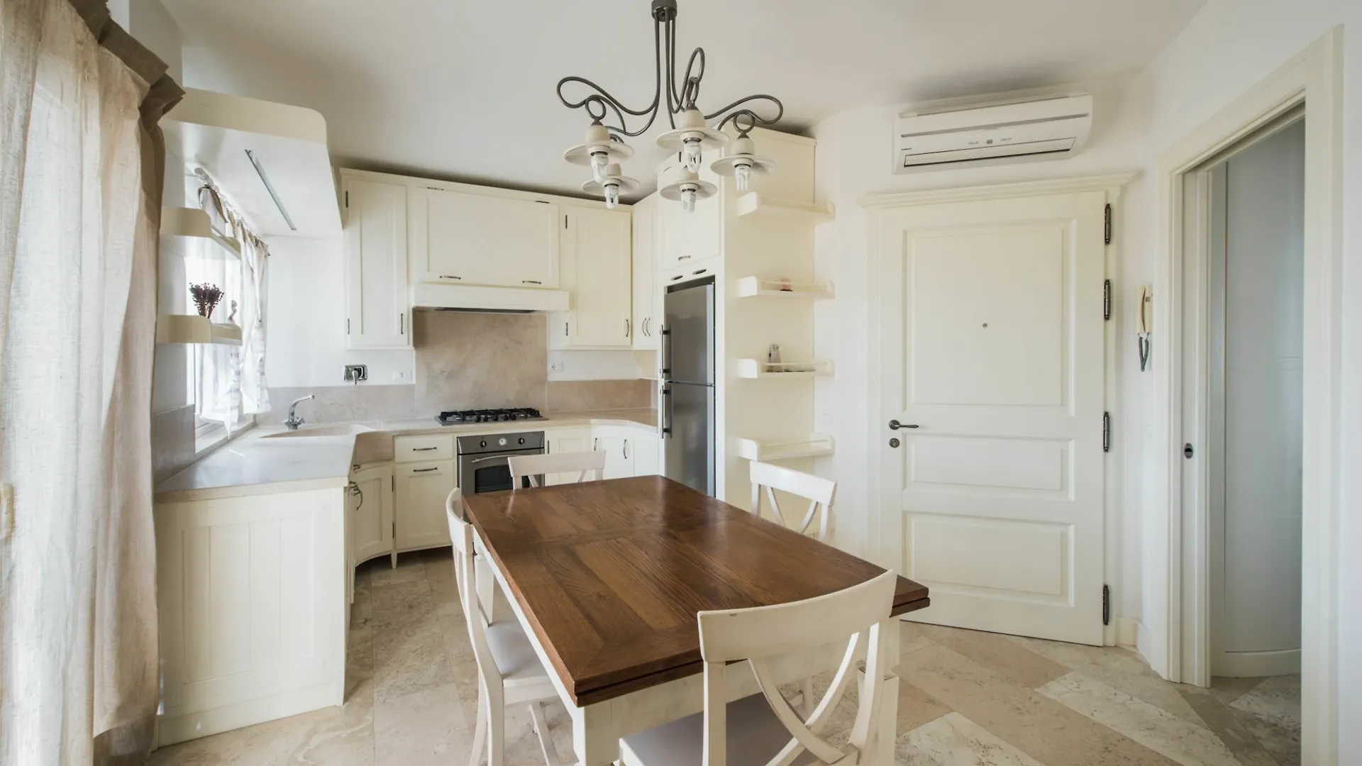 Corso Emanuele Apartments San Vincenzo Italy